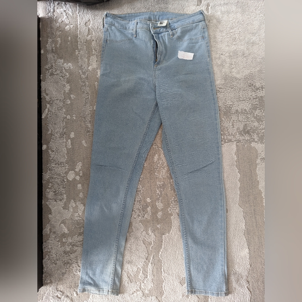 Women's Jeans - Picture 6 of 9